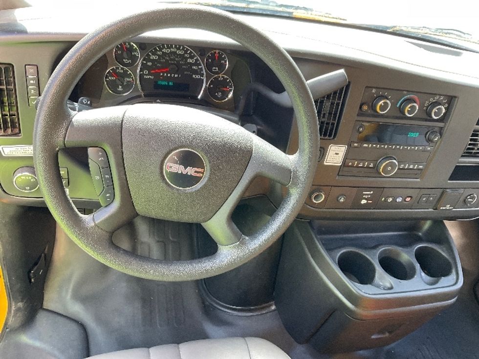 Light Duty Box Truck-Light and Medium Duty Trucks-GMC-2021-Savana G33903-Duluth-GA-85,964\n\t\tmiles-$ 28,750 - Image 18