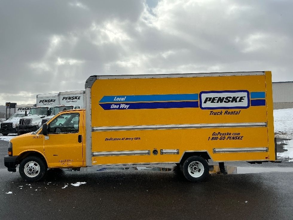 Light Duty Box Truck-Light and Medium Duty Trucks-GMC-2021-Savana G33903-Duncansville-PA-95,487\n\t\tmiles-$ 26,250 - Image 4