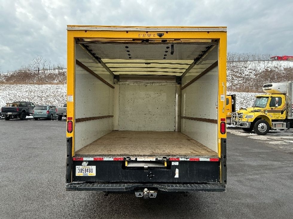 Light Duty Box Truck-Light and Medium Duty Trucks-GMC-2021-Savana G33903-Duncansville-PA-97,424\n\t\tmiles-$ 26,000 - Image 7