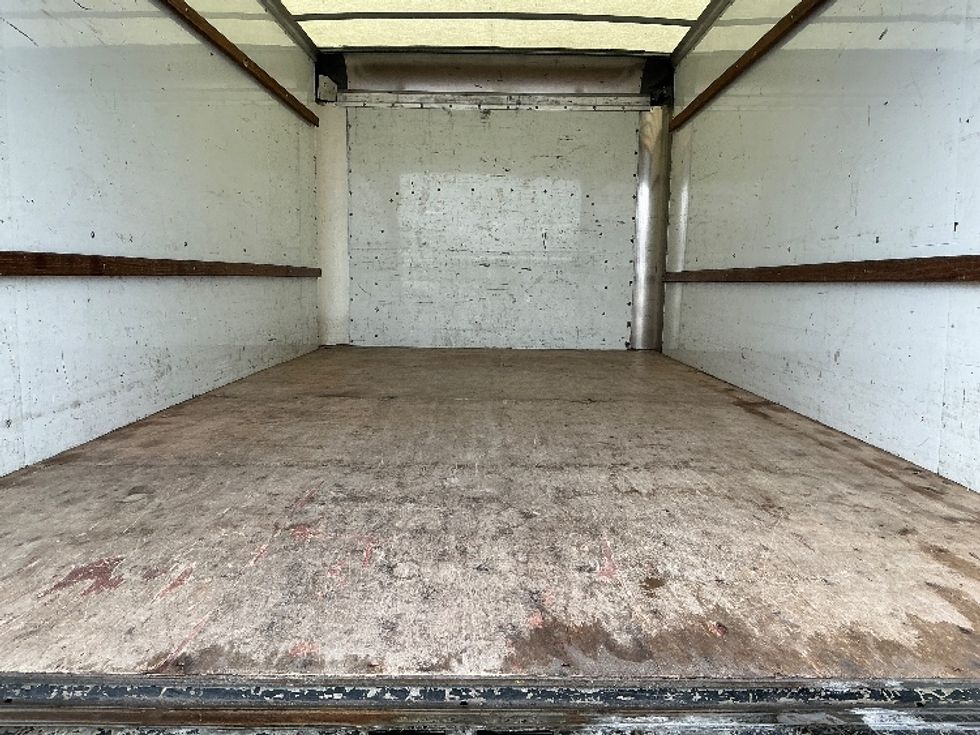 Light Duty Box Truck-Light and Medium Duty Trucks-GMC-2021-Savana G33903-Duncansville-PA-97,424\n\t\tmiles-$ 26,000 - Image 8