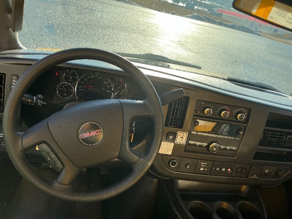 Light Duty Box Truck-Light and Medium Duty Trucks-GMC-2021-Savana G33903-Duncansville-PA-99,039\n\t\tmiles-$ 25,750 - Image 15