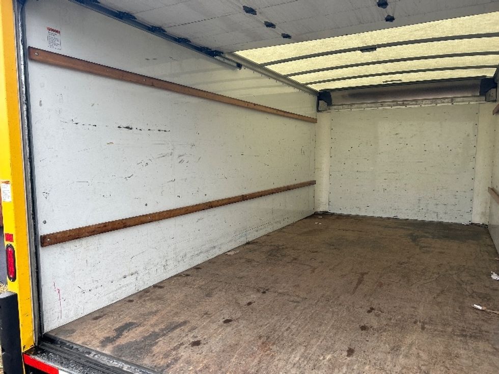 Light Duty Box Truck-Light and Medium Duty Trucks-GMC-2021-Savana G33903-Duncansville-PA-99,039\n\t\tmiles-$ 25,750 - Image 9