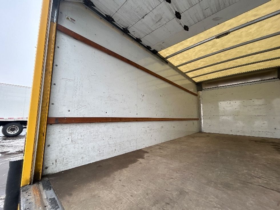 Light Duty Box Truck-Light and Medium Duty Trucks-GMC-2021-Savana G33903-Eagan-MN-100,816\n\t\tmiles-$ 26,750 - Image 11