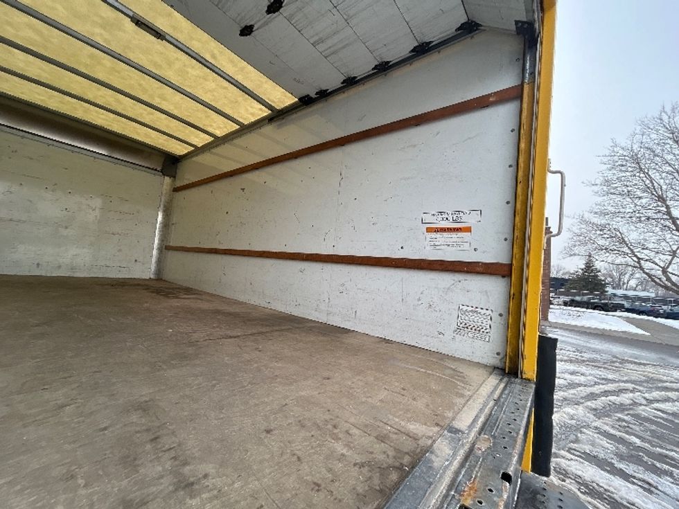 Light Duty Box Truck-Light and Medium Duty Trucks-GMC-2021-Savana G33903-Eagan-MN-100,816\n\t\tmiles-$ 26,750 - Image 12