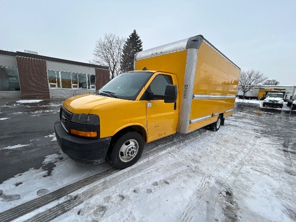 Light Duty Box Truck-Light and Medium Duty Trucks-GMC-2021-Savana G33903-Eagan-MN-100,816\n\t\tmiles-$ 26,750 - Image 3