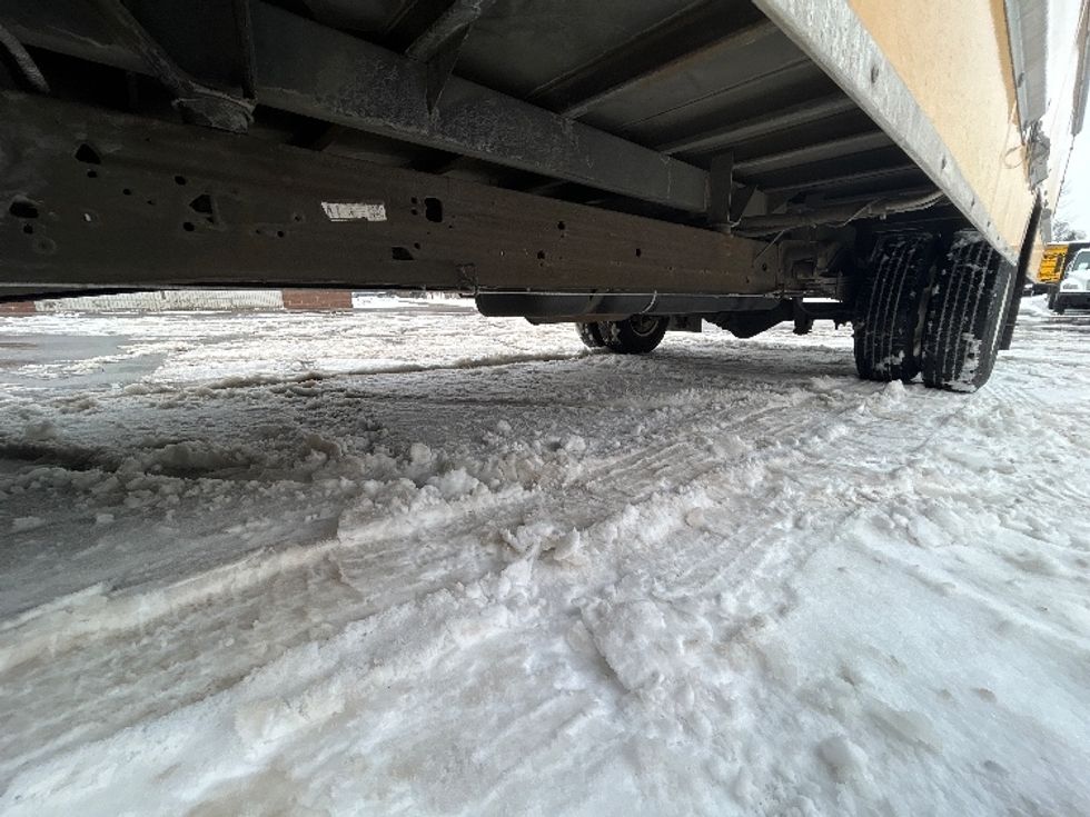 Light Duty Box Truck-Light and Medium Duty Trucks-GMC-2021-Savana G33903-Eagan-MN-100,816\n\t\tmiles-$ 26,750 - Image 5