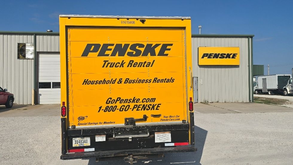 Light Duty Box Truck-Light and Medium Duty Trucks-GMC-2021-Savana G33903-Earth City-MO-107,944\n\t\tmiles-$ 22,750 - Image 7