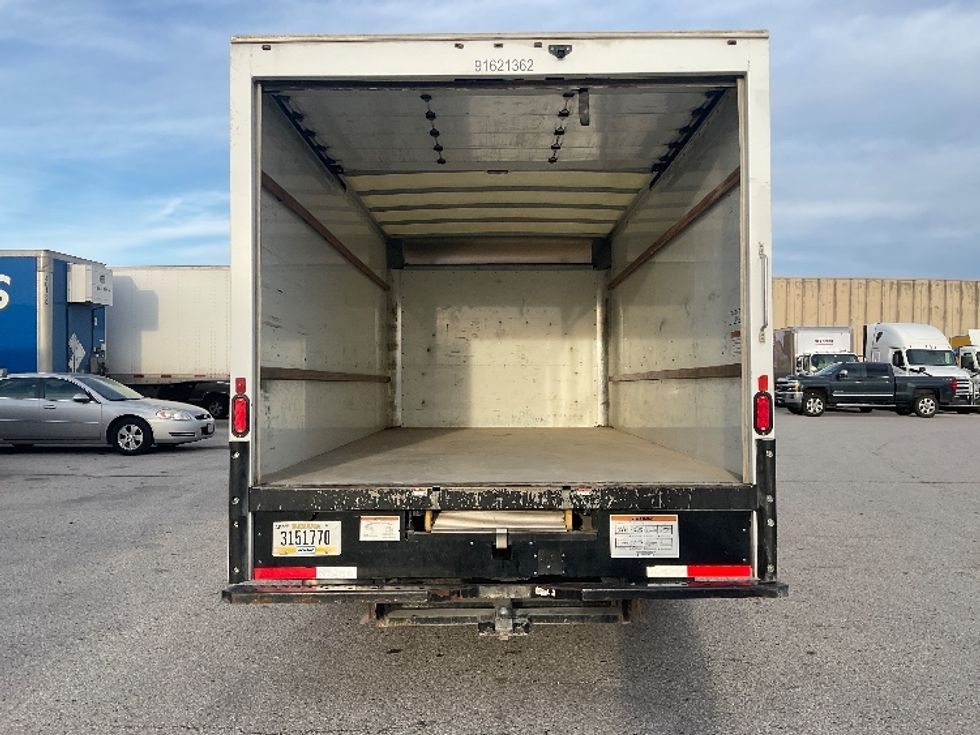 Light Duty Box Truck-Light and Medium Duty Trucks-GMC-2021-Savana G33903-Earth City-MO-169,841\n\t\tmiles-$ 20,000 - Image 7