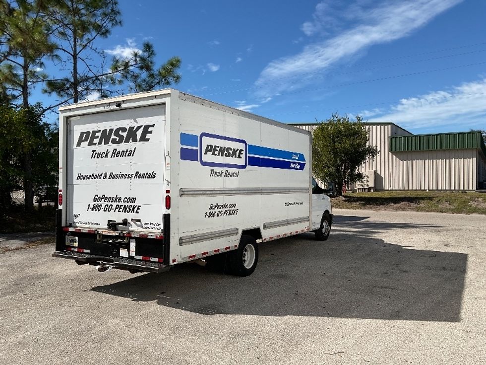 Light Duty Box Truck-Light and Medium Duty Trucks-GMC-2021-Savana G33903-Earth City-MO-81,689\n\t\tmiles-$ 31,250 - Image 13