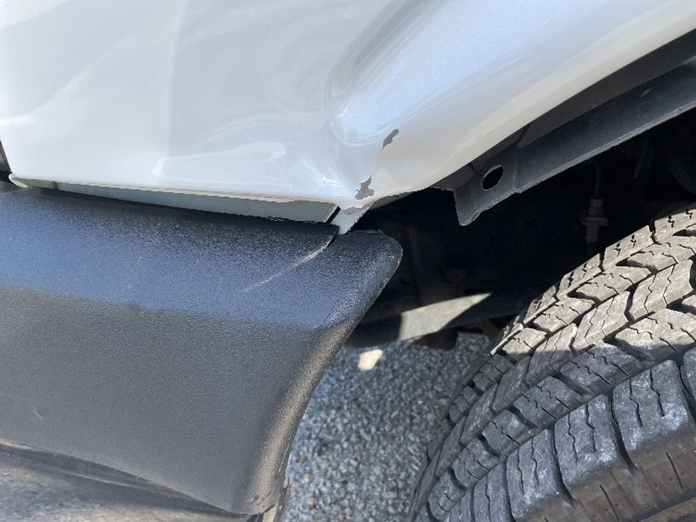 Light Duty Box Truck-Light and Medium Duty Trucks-GMC-2021-Savana G33903-Earth City-MO-81,689\n\t\tmiles-$ 31,250 - Image 28