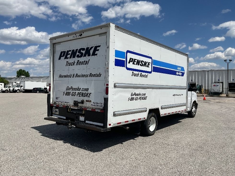 Light Duty Box Truck-Light and Medium Duty Trucks-GMC-2021-Savana G33903-Earth City-MO-89,451\n\t\tmiles-$ 31,000 - Image 12