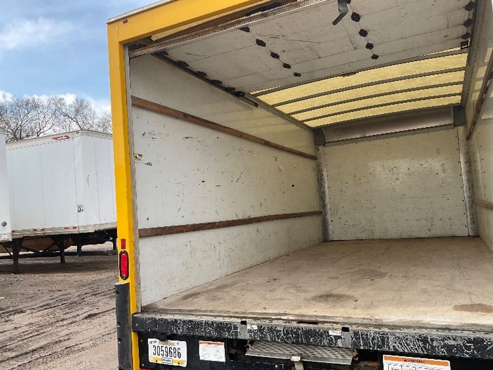 Light Duty Box Truck-Light and Medium Duty Trucks-GMC-2021-Savana G33903-East Chicago-IN-104,714\n\t\tmiles-$ 26,500 - Image 11
