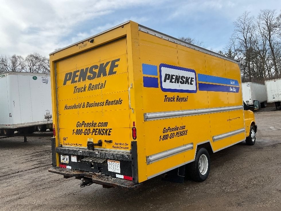 Light Duty Box Truck-Light and Medium Duty Trucks-GMC-2021-Savana G33903-East Chicago-IN-104,714\n\t\tmiles-$ 26,500 - Image 13