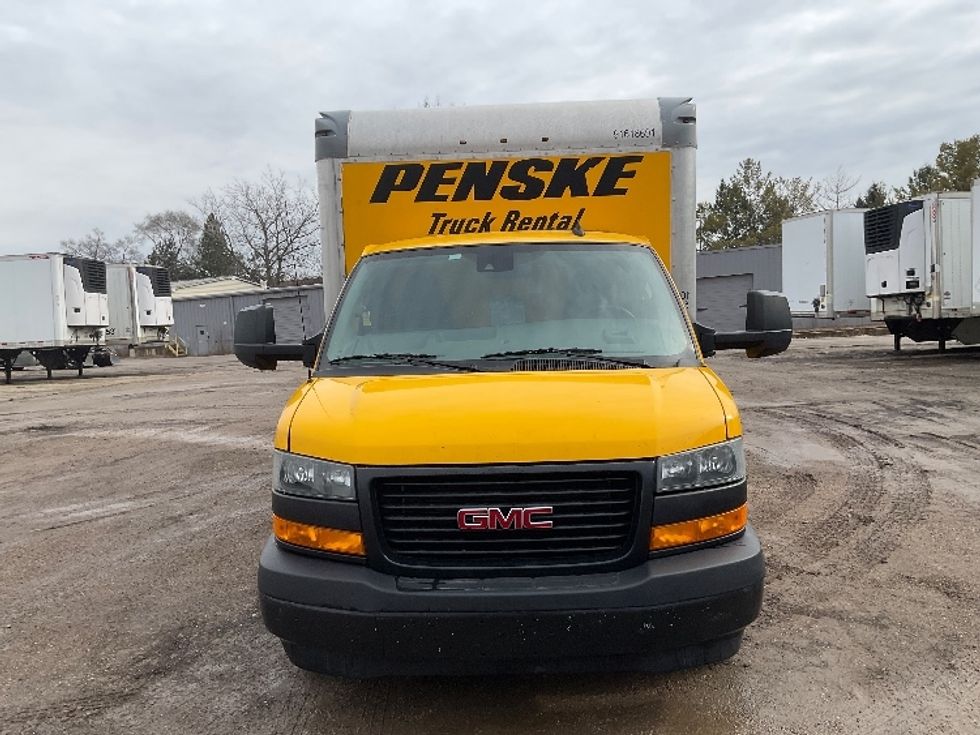 Light Duty Box Truck-Light and Medium Duty Trucks-GMC-2021-Savana G33903-East Chicago-IN-104,714\n\t\tmiles-$ 26,500 - Image 2