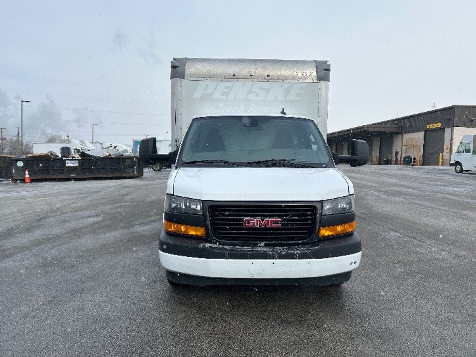 Light Duty Box Truck-Light and Medium Duty Trucks-GMC-2021-Savana G33903-East Chicago-IN-105,732\n\t\tmiles-$ 29,250 - Image 2