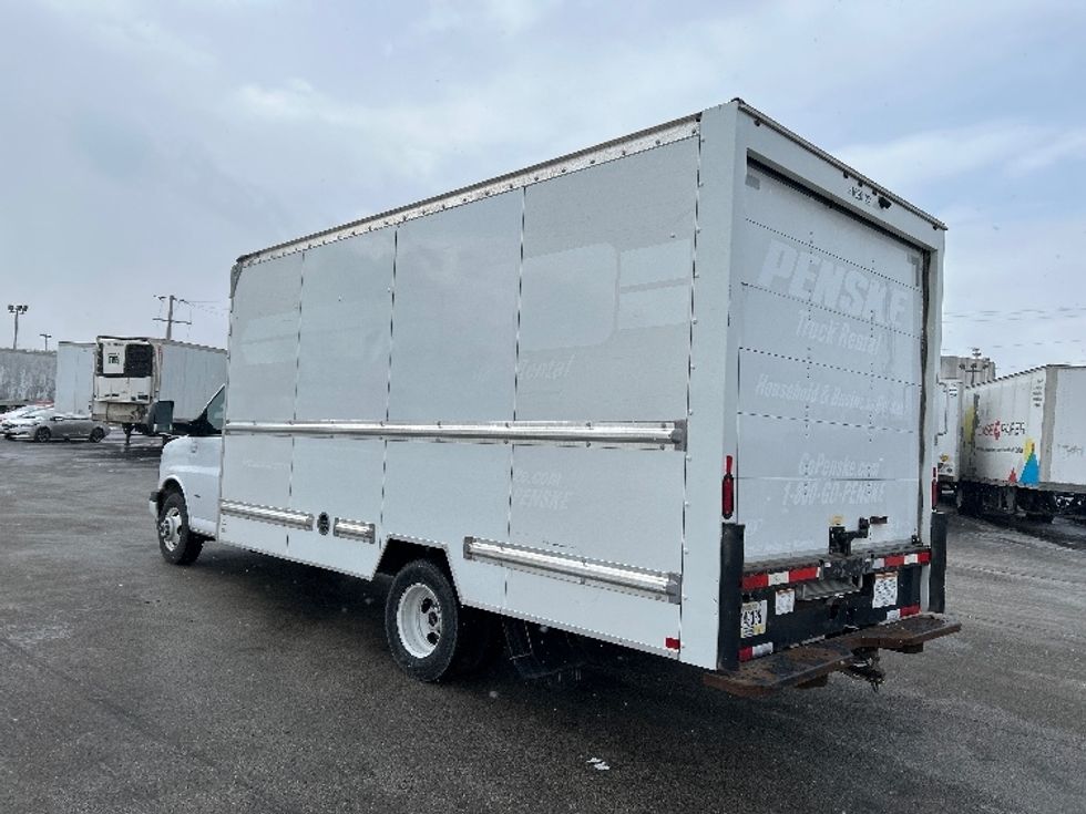 Light Duty Box Truck-Light and Medium Duty Trucks-GMC-2021-Savana G33903-East Chicago-IN-105,732\n\t\tmiles-$ 29,250 - Image 6