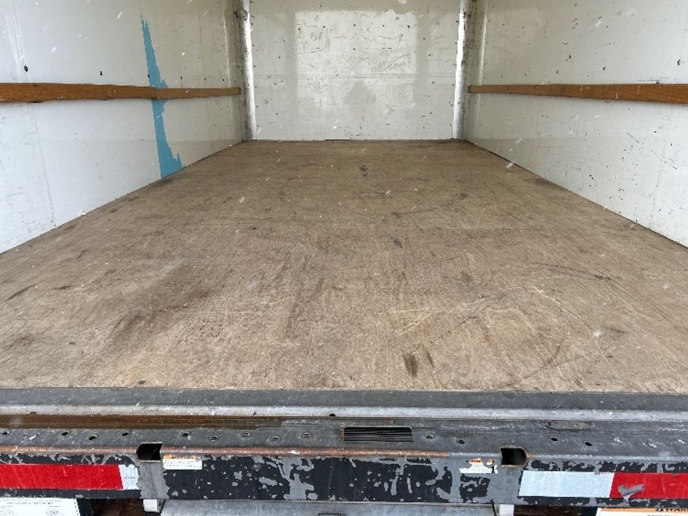 Light Duty Box Truck-Light and Medium Duty Trucks-GMC-2021-Savana G33903-East Chicago-IN-105,732\n\t\tmiles-$ 29,250 - Image 9