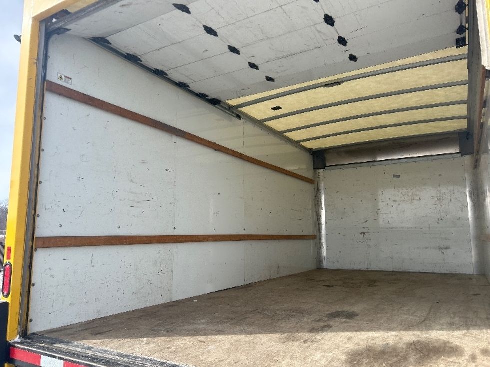 Light Duty Box Truck-Light and Medium Duty Trucks-GMC-2021-Savana G33903-East Chicago-IN-109,073\n\t\tmiles-$ 26,000 - Image 11