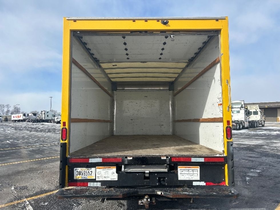 Light Duty Box Truck-Light and Medium Duty Trucks-GMC-2021-Savana G33903-East Chicago-IN-109,073\n\t\tmiles-$ 26,000 - Image 8