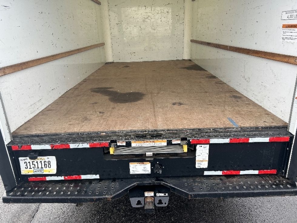 Light Duty Box Truck-Light and Medium Duty Trucks-GMC-2021-Savana G33903-East Chicago-IN-120,012\n\t\tmiles-$ 27,500 - Image 10