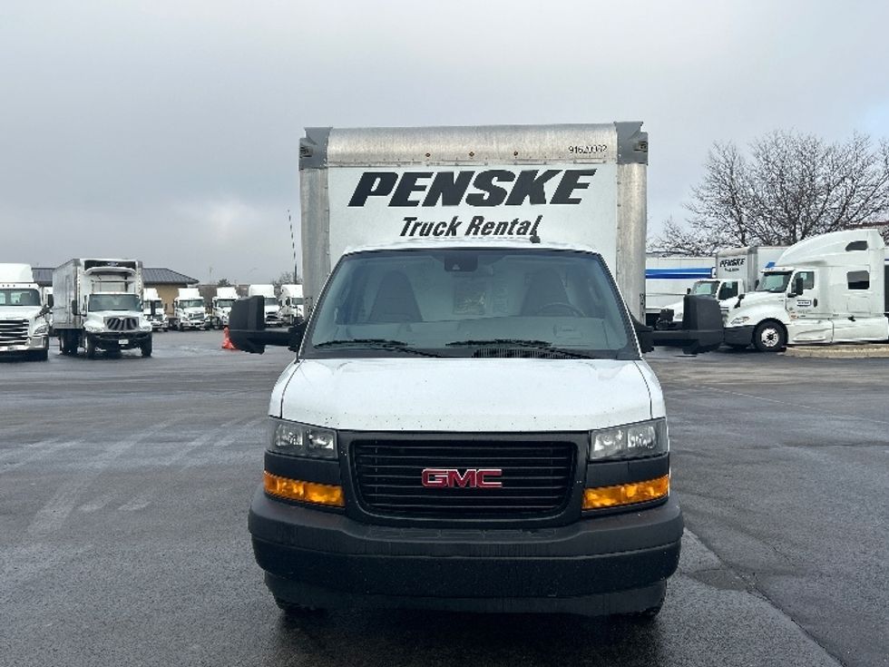 Light Duty Box Truck-Light and Medium Duty Trucks-GMC-2021-Savana G33903-East Chicago-IN-120,012\n\t\tmiles-$ 27,500 - Image 2