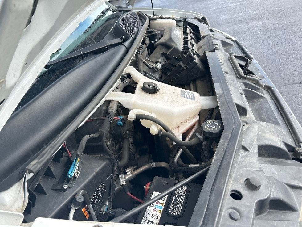 Light Duty Box Truck-Light and Medium Duty Trucks-GMC-2021-Savana G33903-East Chicago-IN-120,012\n\t\tmiles-$ 27,500 - Image 23