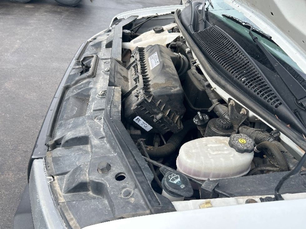 Light Duty Box Truck-Light and Medium Duty Trucks-GMC-2021-Savana G33903-East Chicago-IN-120,012\n\t\tmiles-$ 27,500 - Image 24