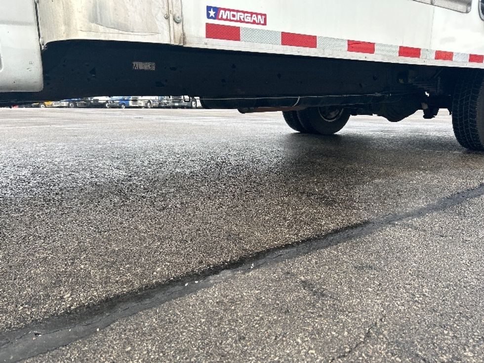 Light Duty Box Truck-Light and Medium Duty Trucks-GMC-2021-Savana G33903-East Chicago-IN-120,012\n\t\tmiles-$ 27,500 - Image 5