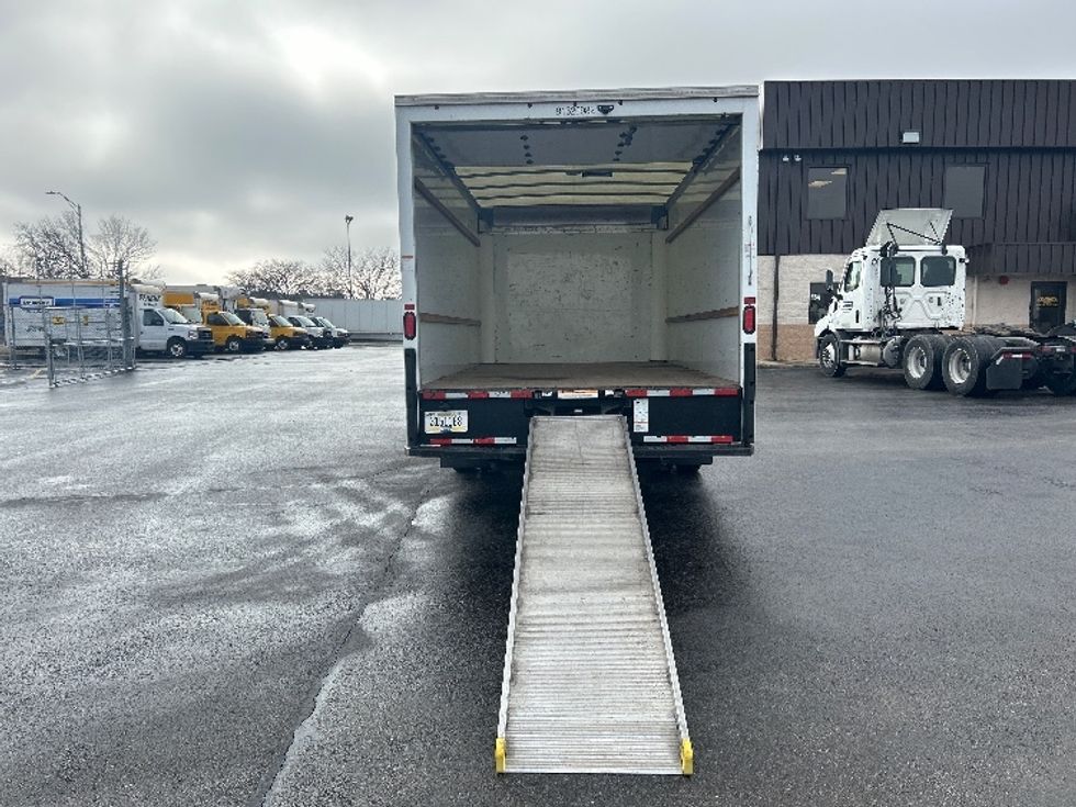 Light Duty Box Truck-Light and Medium Duty Trucks-GMC-2021-Savana G33903-East Chicago-IN-120,012\n\t\tmiles-$ 27,500 - Image 9
