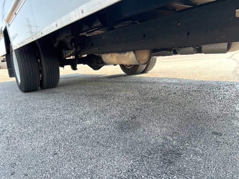 Light Duty Box Truck-Light and Medium Duty Trucks-GMC-2021-Savana G33903-East Chicago-IN-58,202\n\t\tmiles-$ 42,250 - Image 13