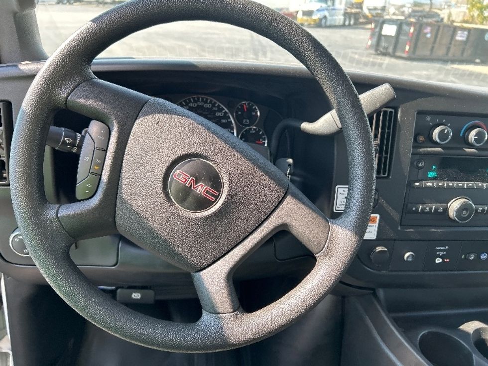 Light Duty Box Truck-Light and Medium Duty Trucks-GMC-2021-Savana G33903-East Chicago-IN-58,202\n\t\tmiles-$ 42,250 - Image 16