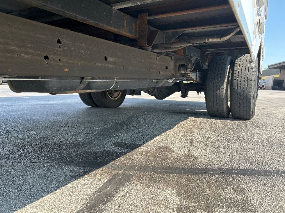 Light Duty Box Truck-Light and Medium Duty Trucks-GMC-2021-Savana G33903-East Chicago-IN-58,202\n\t\tmiles-$ 42,250 - Image 5