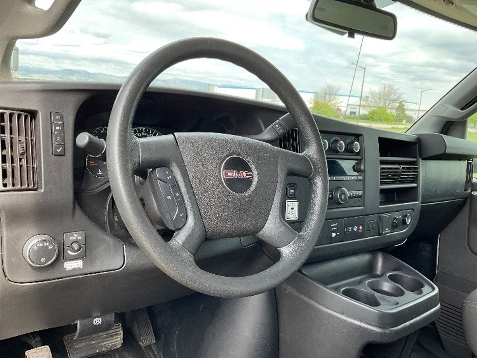 Light Duty Box Truck-Light and Medium Duty Trucks-GMC-2021-Savana G33903-East Chicago-IN-69,476\n\t\tmiles-$ 33,500 - Image 17