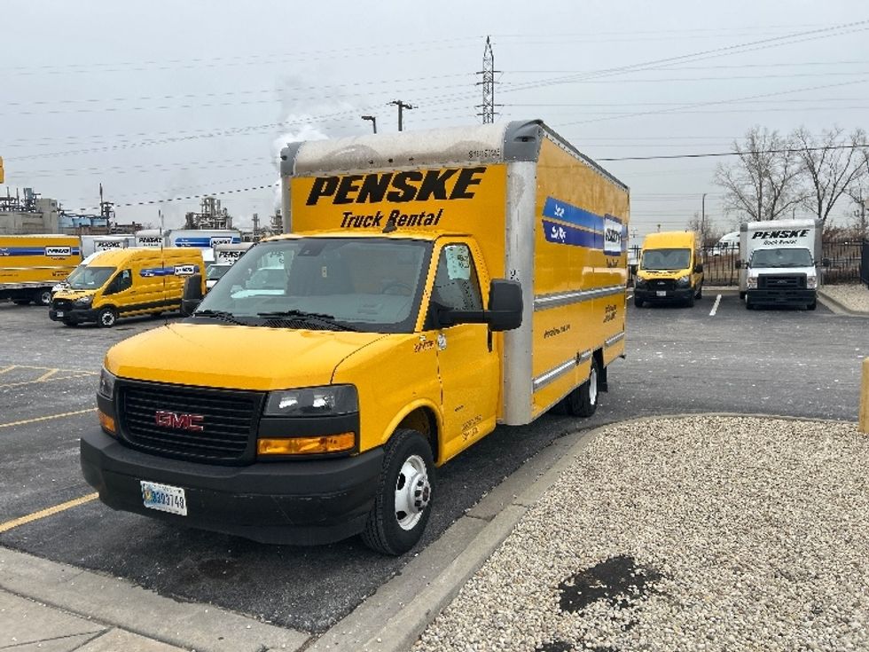 Light Duty Box Truck-Light and Medium Duty Trucks-GMC-2021-Savana G33903-East Chicago-IN-72,617\n\t\tmiles-$ 31,500 - Image 3