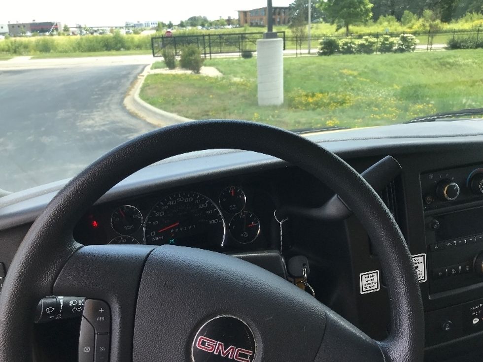 Light Duty Box Truck-Light and Medium Duty Trucks-GMC-2021-Savana G33903-East Chicago-IN-75,853\n\t\tmiles-$ 36,000 - Image 17