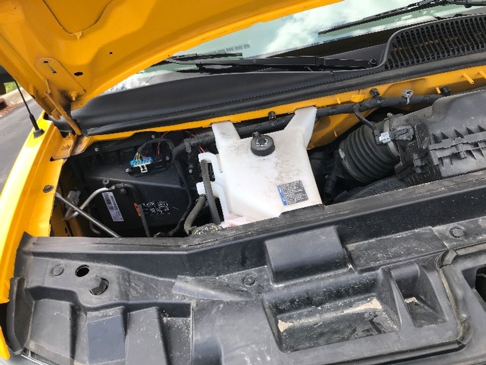 Light Duty Box Truck-Light and Medium Duty Trucks-GMC-2021-Savana G33903-East Chicago-IN-75,853\n\t\tmiles-$ 36,000 - Image 23