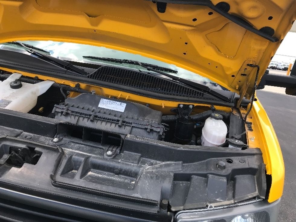 Light Duty Box Truck-Light and Medium Duty Trucks-GMC-2021-Savana G33903-East Chicago-IN-75,853\n\t\tmiles-$ 36,000 - Image 24