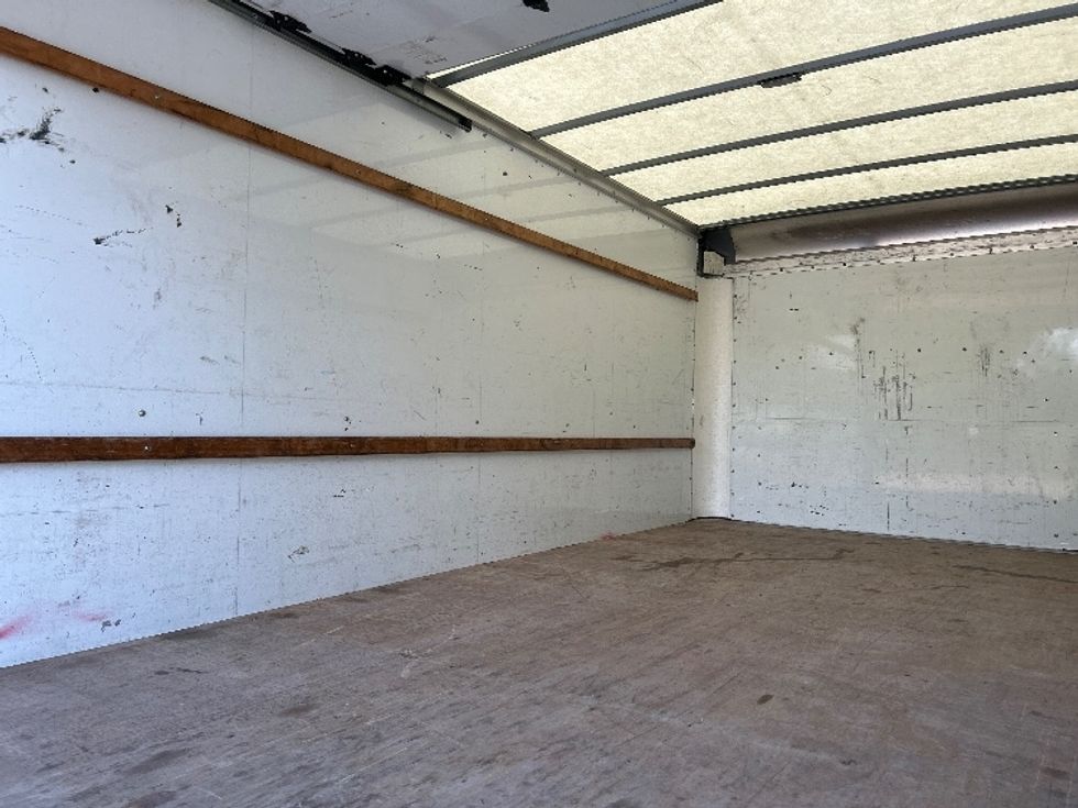 Light Duty Box Truck-Light and Medium Duty Trucks-GMC-2021-Savana G33903-East Chicago-IN-76,736\n\t\tmiles-$ 32,500 - Image 10