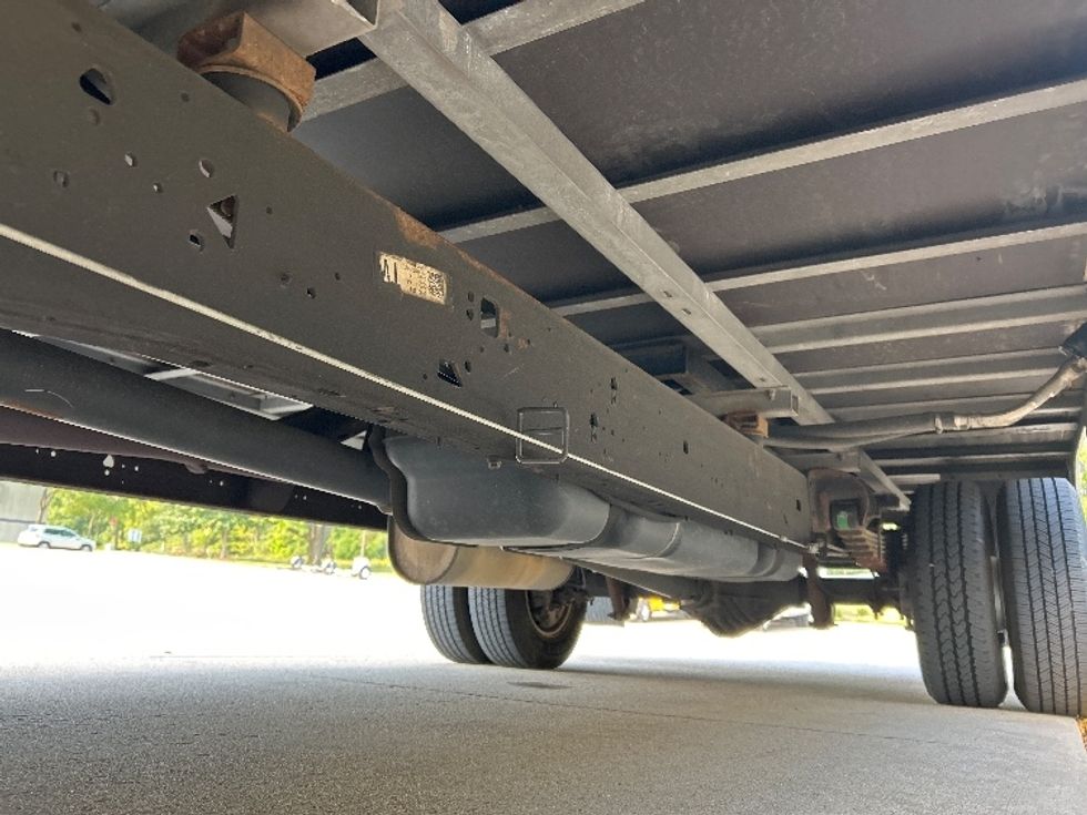 Light Duty Box Truck-Light and Medium Duty Trucks-GMC-2021-Savana G33903-East Chicago-IN-76,736\n\t\tmiles-$ 32,500 - Image 5
