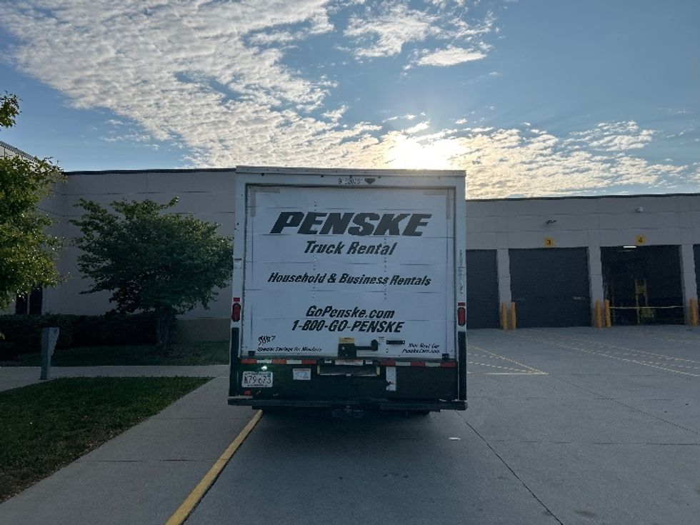 Light Duty Box Truck-Light and Medium Duty Trucks-GMC-2021-Savana G33903-East Chicago-IN-76,736\n\t\tmiles-$ 32,500 - Image 7