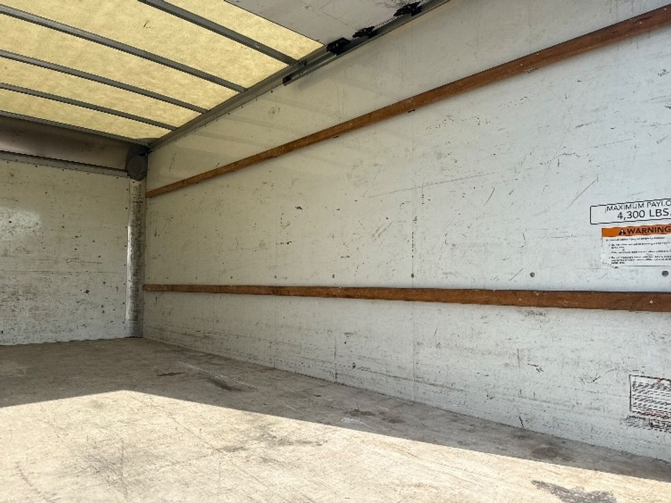Light Duty Box Truck-Light and Medium Duty Trucks-GMC-2021-Savana G33903-East Chicago-IN-78,398\n\t\tmiles-$ 29,250 - Image 12