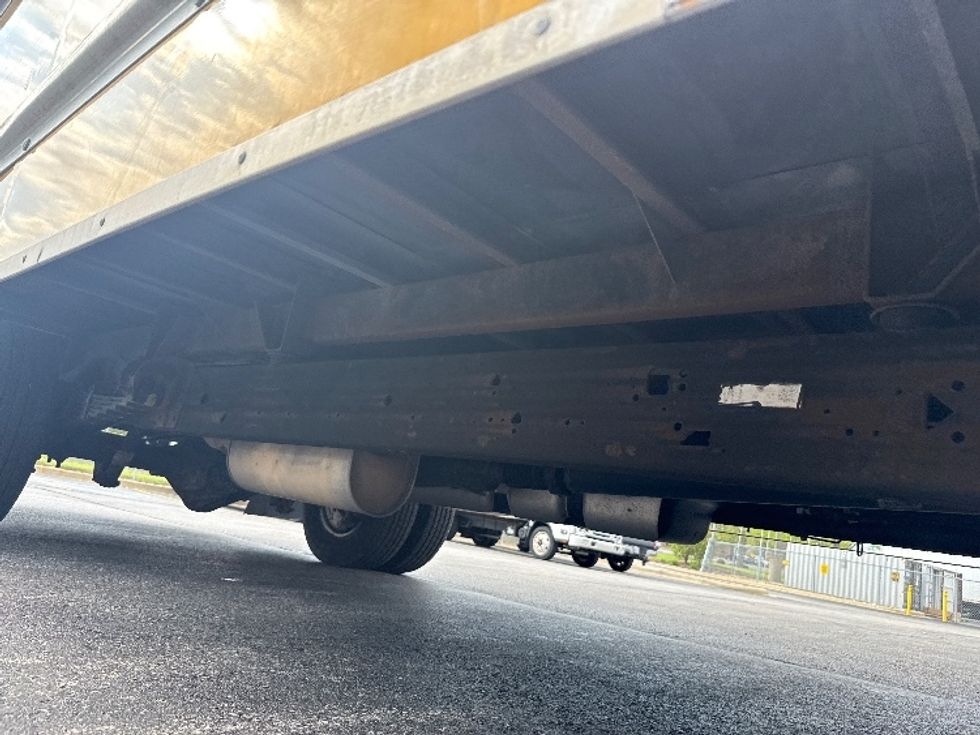 Light Duty Box Truck-Light and Medium Duty Trucks-GMC-2021-Savana G33903-East Chicago-IN-78,398\n\t\tmiles-$ 29,250 - Image 14