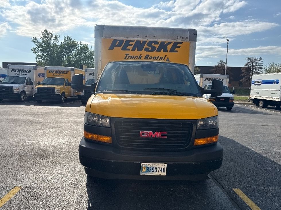 Light Duty Box Truck-Light and Medium Duty Trucks-GMC-2021-Savana G33903-East Chicago-IN-78,398\n\t\tmiles-$ 29,250 - Image 2