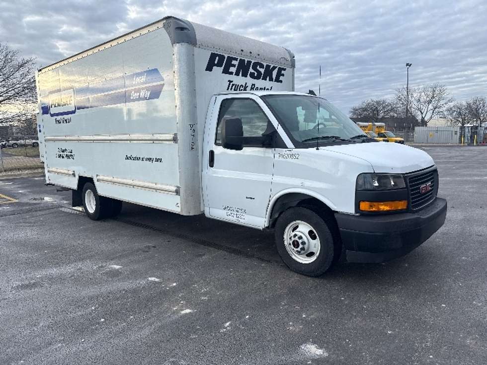 Light Duty Box Truck-Light and Medium Duty Trucks-GMC-2021-Savana G33903-East Chicago-IN-80,899
miles-$ 31,500
