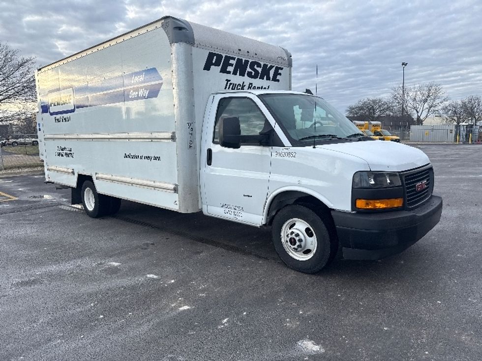 Light Duty Box Truck-Light and Medium Duty Trucks-GMC-2021-Savana G33903-East Chicago-IN-80,899\n\t\tmiles-$ 31,500 - Image 1