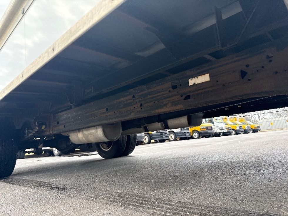 Light Duty Box Truck-Light and Medium Duty Trucks-GMC-2021-Savana G33903-East Chicago-IN-80,899\n\t\tmiles-$ 31,500 - Image 13