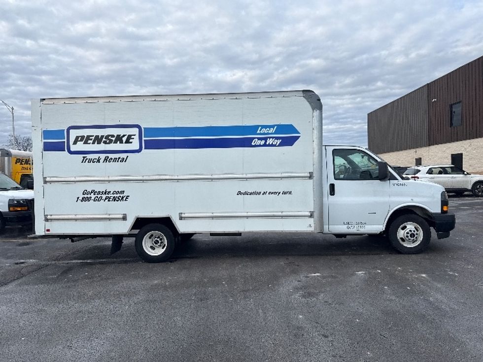 Light Duty Box Truck-Light and Medium Duty Trucks-GMC-2021-Savana G33903-East Chicago-IN-80,899\n\t\tmiles-$ 31,500 - Image 14