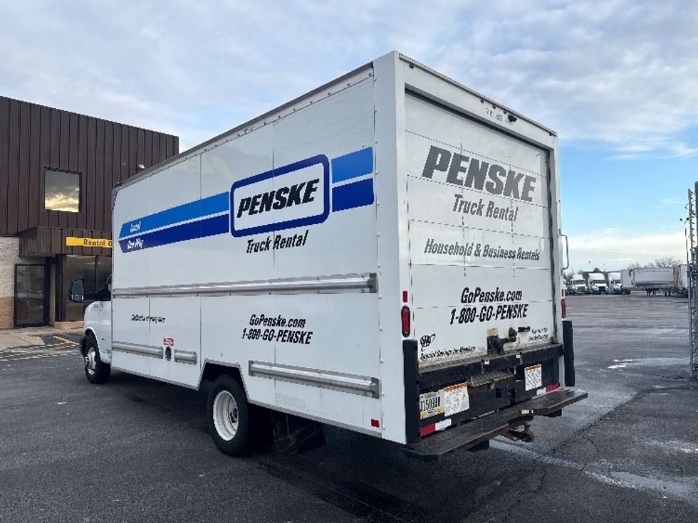 Light Duty Box Truck-Light and Medium Duty Trucks-GMC-2021-Savana G33903-East Chicago-IN-80,899\n\t\tmiles-$ 31,500 - Image 5