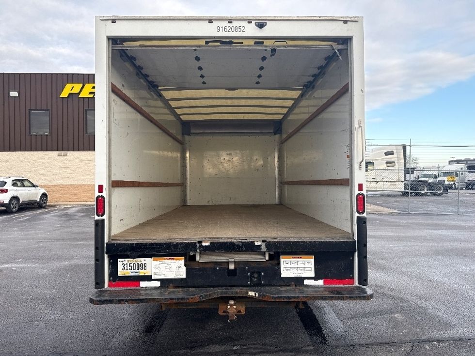 Light Duty Box Truck-Light and Medium Duty Trucks-GMC-2021-Savana G33903-East Chicago-IN-80,899\n\t\tmiles-$ 31,500 - Image 7