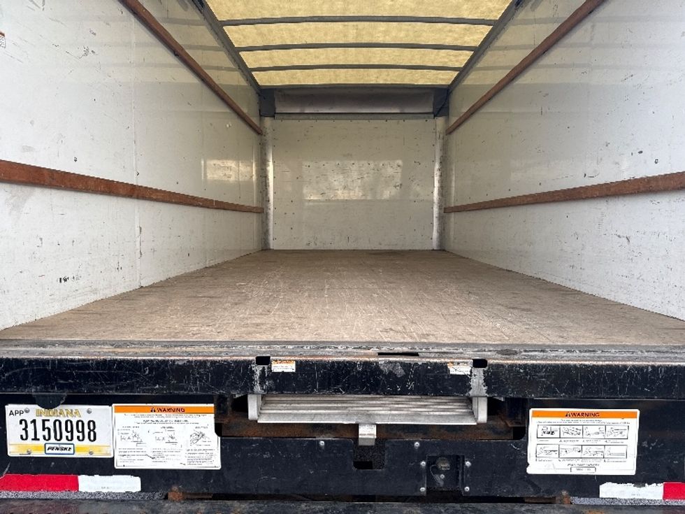 Light Duty Box Truck-Light and Medium Duty Trucks-GMC-2021-Savana G33903-East Chicago-IN-80,899\n\t\tmiles-$ 31,500 - Image 9